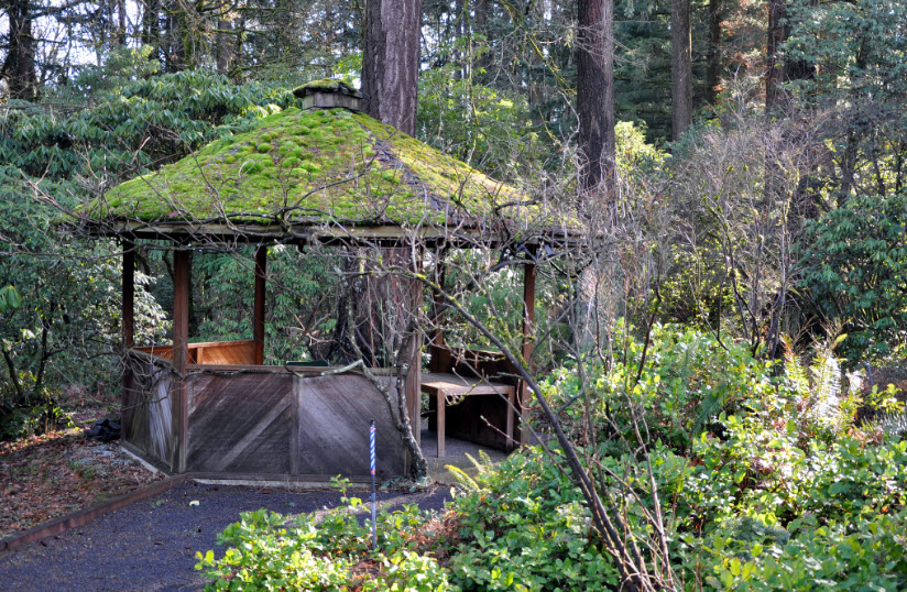 Oregon Trail Arboretum, United States